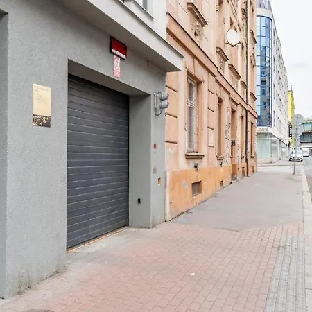 Brand New #30 In Brand New Building Free Parking Close To Center Daire Prag